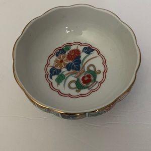 Vintage Imari Japanese Hand Painted Porcelain Bowl